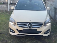 Bild des Angebotes Mercedes-Benz B 180 B 180 d 7G-DCT Peak Edition