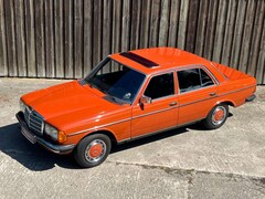 Bild des Angebotes Mercedes-Benz 240 D W123, Liebhaberfahrzeug, sehr gepflegt!