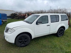 Bild des Angebotes Nissan Pathfinder 2.5 dCi DPF SE 4WD