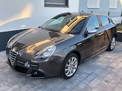 Bild des Angebotes Alfa Romeo Giulietta Turismo /AUTOMATIK/XENON/PDC/TEMOMAT