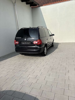 Bild des Angebotes VW Sharan 1.9 TDI Family