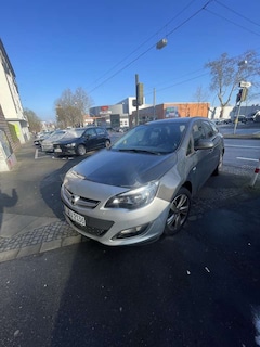 Bild des Angebotes Opel Astra Active Reparierte Unfallschade !