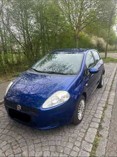 Bild des Angebotes Fiat Punto 1.9 JTD SX