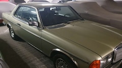 Bild des Angebotes Mercedes-Benz 230 CE