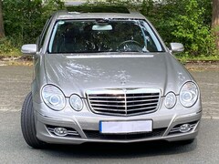 Bild des Angebotes Mercedes-Benz E 350 E 350 7G-TRONIC AVANTGARDE GSHD Leder NaviXenonPDC