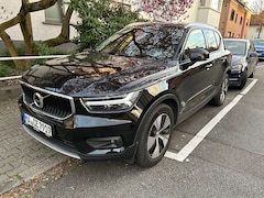 Bild des Angebotes Volvo XC40 XC40 T2 Momentum Pro