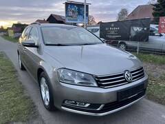 Bild des Angebotes VW Passat Variant Comfortline BlueMotion Automatik Leder Keyless-Go