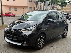 Bild des Angebotes Toyota Aygo x-play Team D *Kamera/Einparkhilfe/CarPlay*