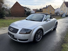 Audi TT 1.8 T Roadster*Leder*Klima*SHZ*Xenon*