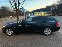 Bild des Angebotes BMW 530 530d Touring Aut.