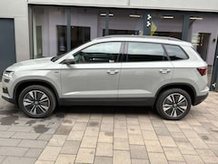 Bild des Angebotes Skoda Karoq Tour AHK+LED+NAVI+TEMPOMAT