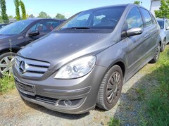 Bild des Angebotes Mercedes-Benz B 170 KLIMA EURO-4 8-RÄDER ALUFELGEN (245.232)