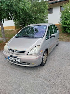 Bild des Angebotes Citroen Xsara Picasso 1.8i Tonic