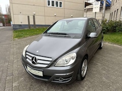 Bild des Angebotes Mercedes-Benz B 170 Avantgarde Navi Teilleder