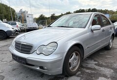 Bild des Angebotes Mercedes-Benz C 200 C 200 Kompressor KLIMAAUTO Lim  TÜV AU NEU