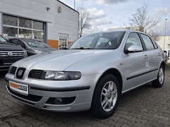 SEAT Leon 1.6 16V Klima Allwetter KEIN TÜV Fahrbereit