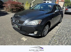 Bild des Angebotes Lexus IS 220d d Klima Xenon Leder Einparkhilfe