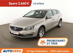 Bild des Angebotes Volvo V60 1.5 Summum Aut.*NAVI*XENON*TEMPO*PDC*
