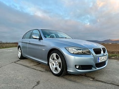 Bild des Angebotes BMW 318 318i,E90,PF51,TÜV,Navi,XEN,2Hd,17“,STZHZG,PDC
