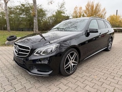 Bild des Angebotes Mercedes-Benz E 350 BlueTec 4Matic/AMG PACKET/ACC/MEMORY/AHK/