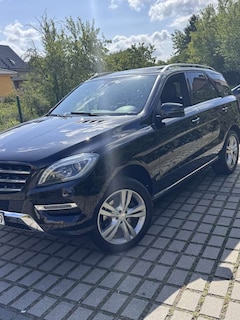 Bild des Angebotes Mercedes-Benz ML 350 ML 350 BlueTEC 4MATIC 7G-TRONIC