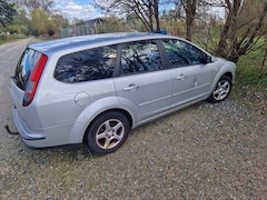 Bild des Angebotes Ford Focus Turnier 1.6 TDCi TÜV 08/26 Anhängerkupplung