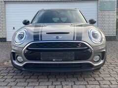 Bild des Angebotes MINI Cooper SD Clubman Twin Turbo, JCW, Exitement, HUD, Pano, Harman Kardon, Navi,