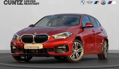 Bild des Angebotes BMW 118 i Sport Line LED-Scheinwerfer Panorama Sitzheizung