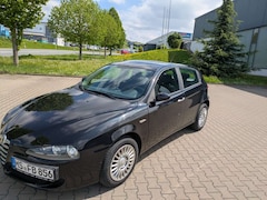 Bild des Angebotes Alfa Romeo 147 147 1.6 Twin Spark ECO Eleganza