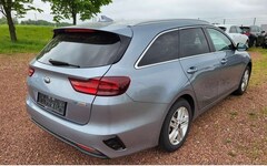 Bild des Angebotes Kia Ceed SW / cee'd SW 1.6 CRDI Navi|Winter|Klimaaut.|PDC