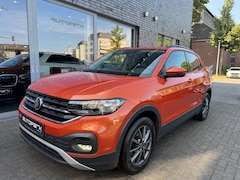 Bild des Angebotes VW T-Cross 1.0TSI Life ACC LANE AppConnect Totw AHK