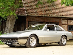 Ferrari 365 365 GT4 2+2