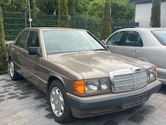 Bild des Angebotes Mercedes-Benz 190 e 2.0 Automatik/SCHIEBEDACH
