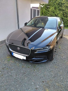 Bild des Angebotes Jaguar XE S, 8-fach Alur., Insp. neu, TOP Zust. STANDHEIZUNG