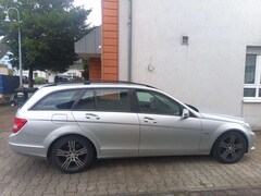 Bild des Angebotes Mercedes-Benz 220