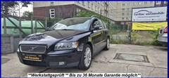 Bild des Angebotes Volvo V50 Kombi D5 Momentum Aut 2.Hd.Volvo-SH GARANTIE