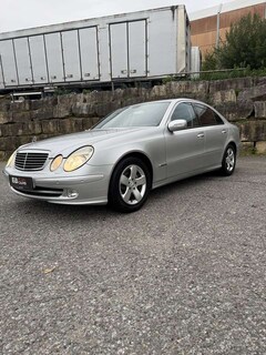 Bild des Angebotes Mercedes-Benz E 320 E 320 CDI*Avantgarde*Teilleder*Automatik*156TKM*