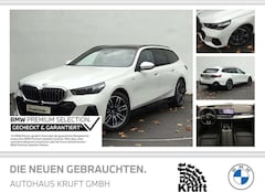 Bild des Angebotes BMW i5 xDrive40 Touring M SPORT+PANO+AHK+B&W SOUND+DAP+PA
