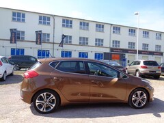 Bild des Angebotes Kia Ceed / cee'd Platinum Edition