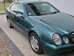 Bild des Angebotes Mercedes-Benz CLK 200 CLK Coupe 200 Kompressor Elegance
