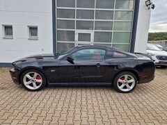 Bild des Angebotes Ford Mustang 4,6-V8 erst 35'km! TOP Zustand/Liebhaber