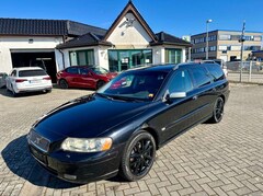Bild des Angebotes Volvo V70 D5 Momentum LEDER XENON KLIMA TEMPOMAT 09/27