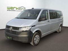 Bild des Angebotes VW T6.1 Kombi lang el. Rollstuhl Lift Rampe 9 Sitze