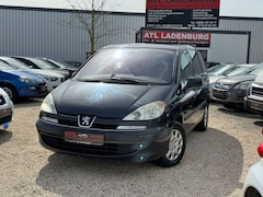 Bild des Angebotes Peugeot 807 Tendance
