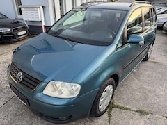 Bild des Angebotes VW Touran Basis