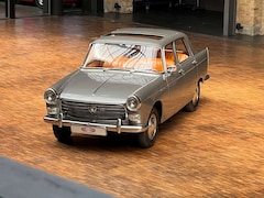 Bild des Angebotes Peugeot 404 Superluxe (Vergaser)