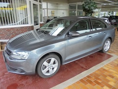 Bild des Angebotes VW Jetta 1,2 Life/Climatronic/Navi/PDC/SHZ/2.Hd!!!