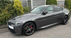 Bild des Angebotes Alfa Romeo Giulia 2.2 AT8-Q4 Veloce Ti, Carbon, CarPlay, TOP
