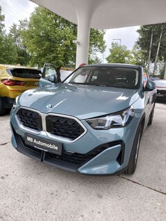Bild des Angebotes BMW X2 20i sDrive*LED*ICONIC GLOW*DRIV.ASS.PLUS*HUD*