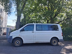 Bild des Angebotes VW T5 Kombi Kombi 6 Sitze mit Fenster
